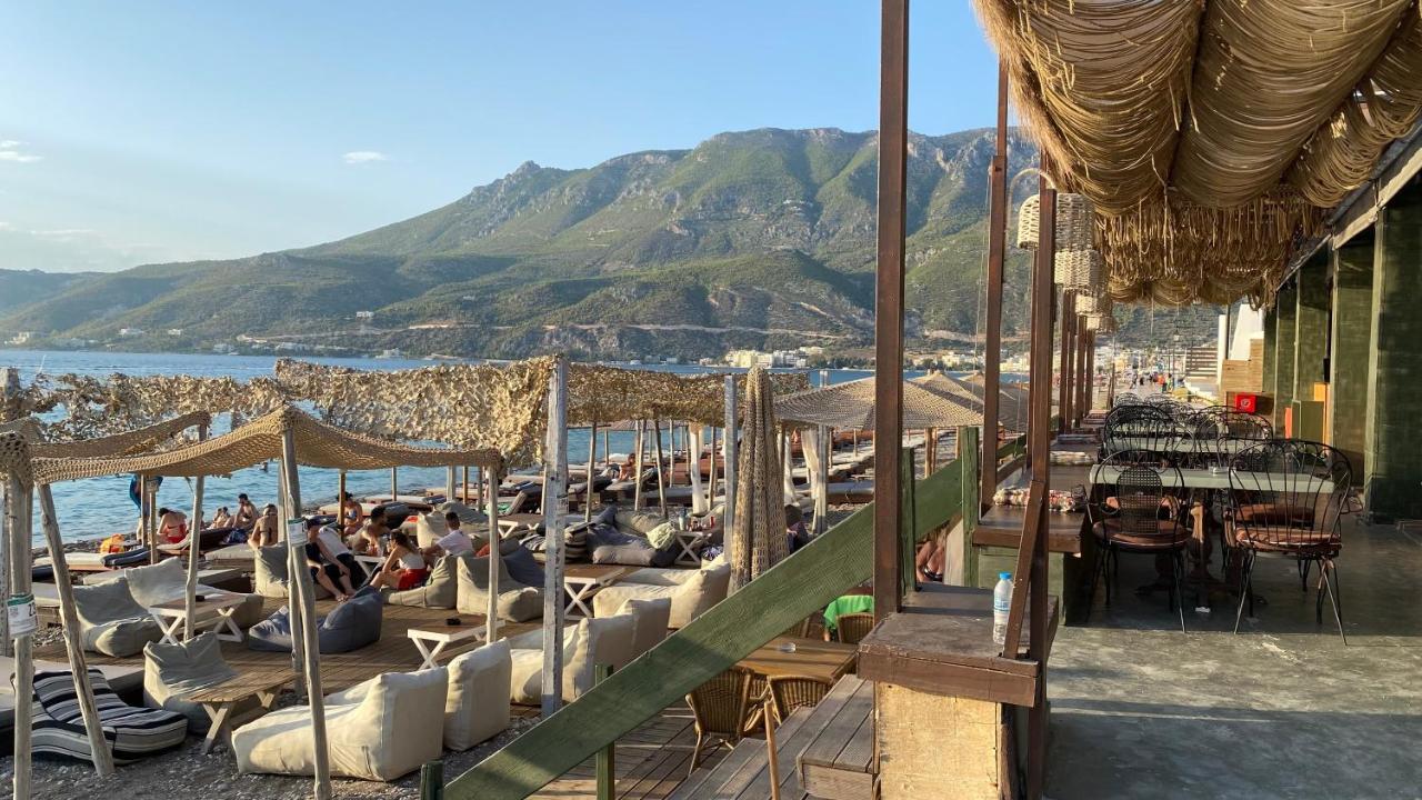 Loutraki Beach & Casino Condo エクステリア 写真